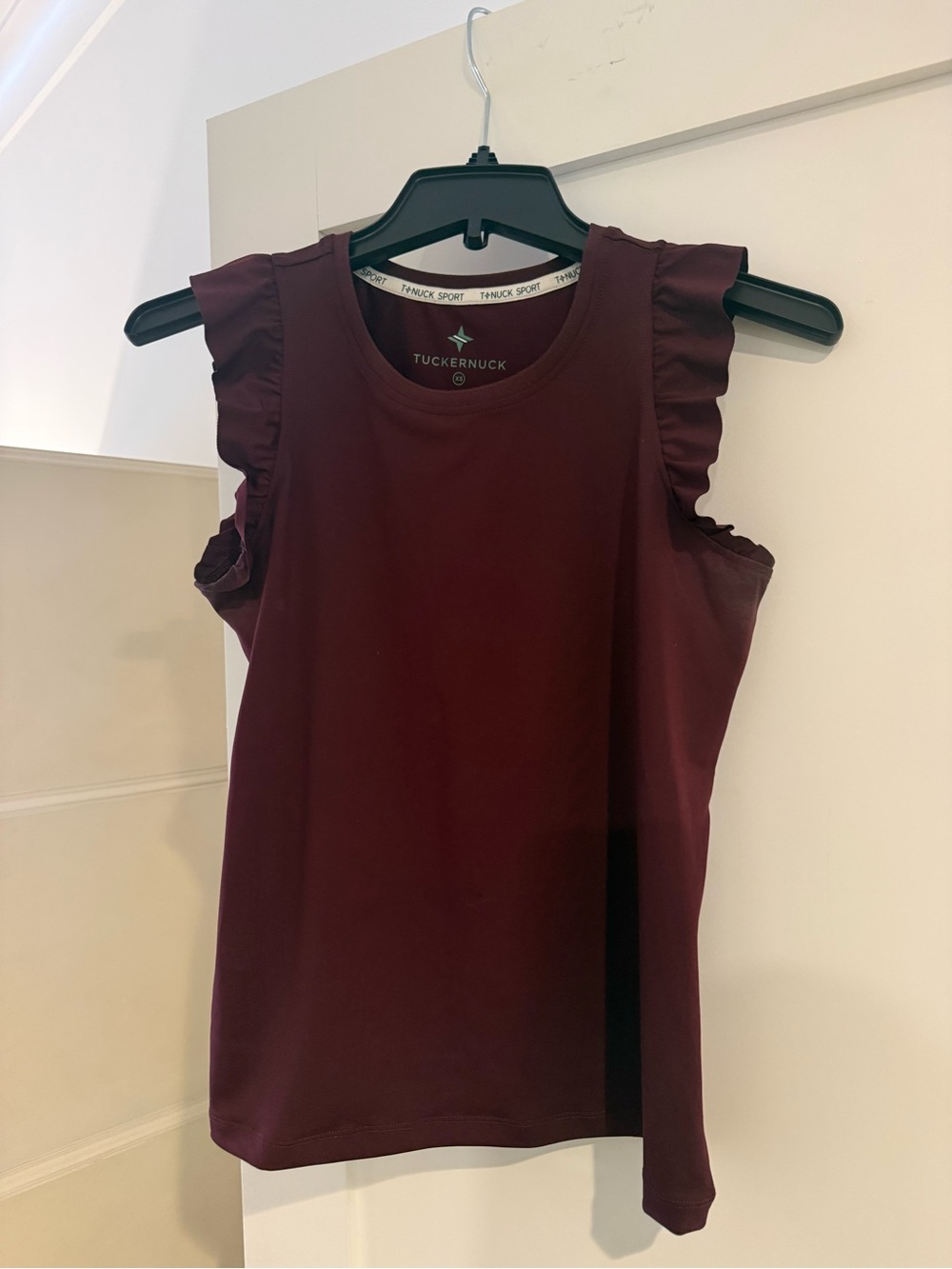 Tuckernuck performance Ruffle Tank Top - Burgundy